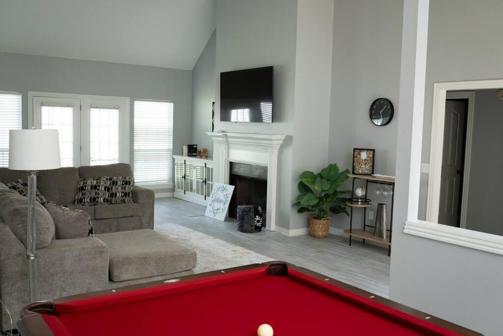 Villa Walking Distance To Coler Mtn Bike - 3Br 2Ba Bentonville Esterno foto