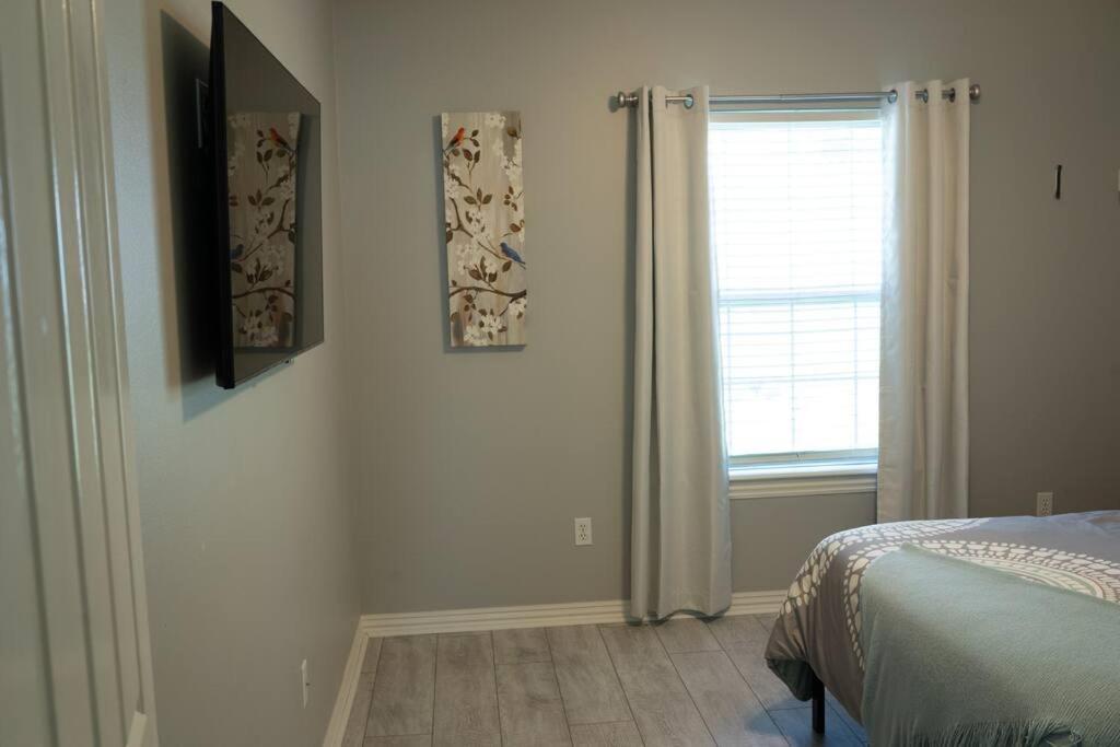 Villa Walking Distance To Coler Mtn Bike - 3Br 2Ba Bentonville Esterno foto